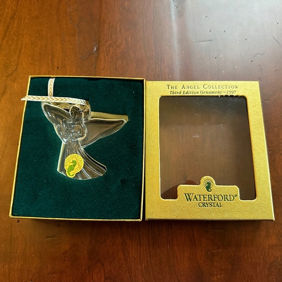1997 Waterford Crystal Christmas Angel Ornament - Picture 6 of 7